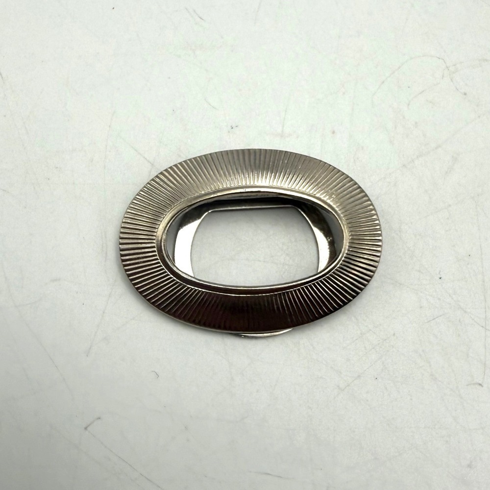 Vintage Silver Tone Oval Scarf Clip Sunburst Ribbed Textured Accessory